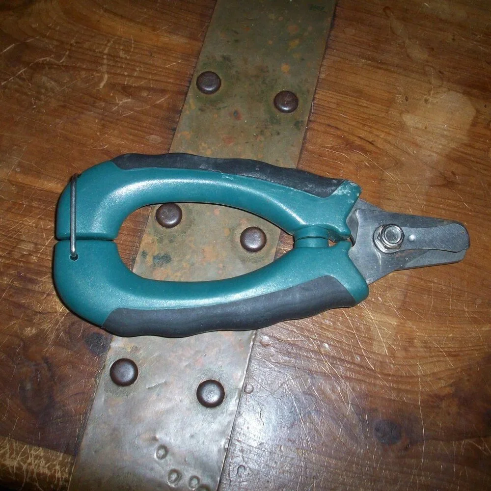 Locking Dog Toe Nail Clippers For Dogs Professional Heavy Duty w/ Safety Guard